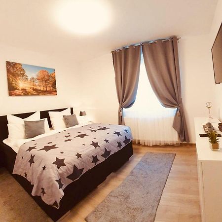 Apartament Comfort Primaverii Risnov Exterior photo